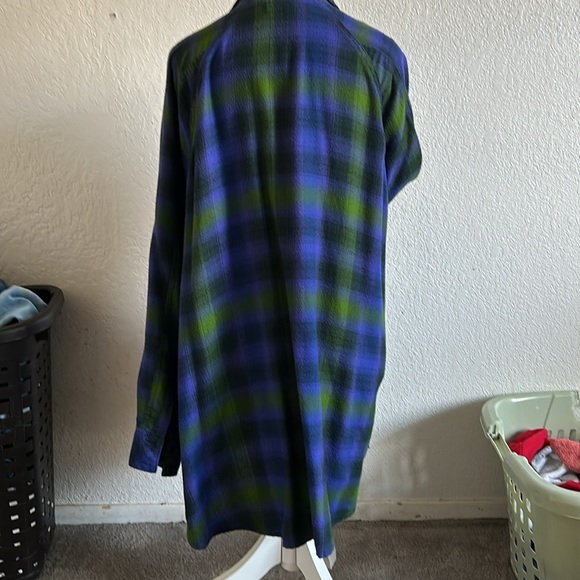Flannel Button up - Picture 4 of 6